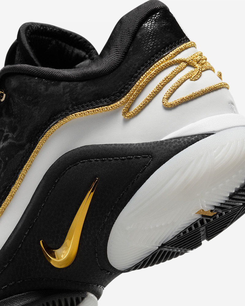 LeBron XXII “Mogul” Basketball Shoes 8