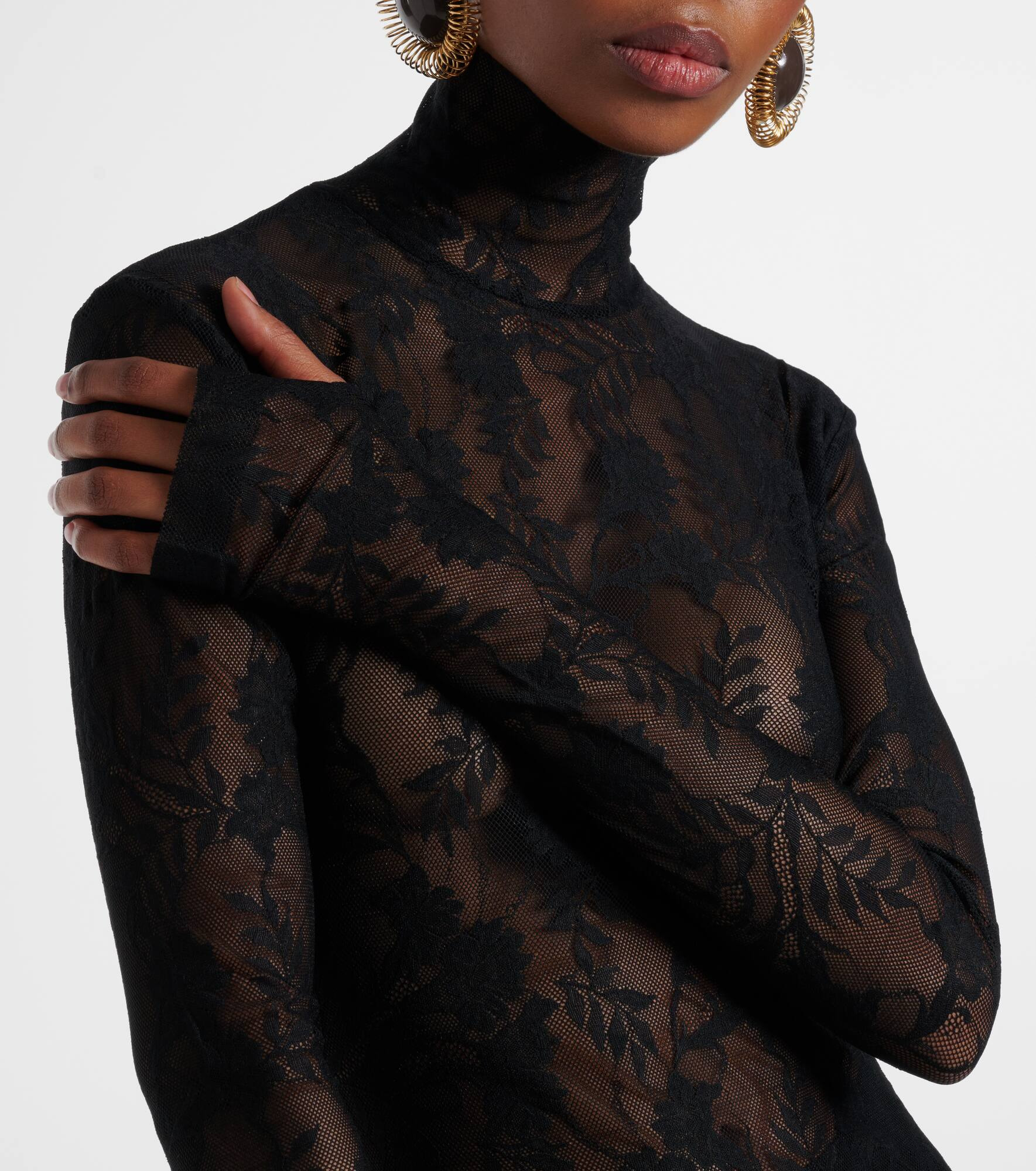 Semi-sheer lace gown - 4