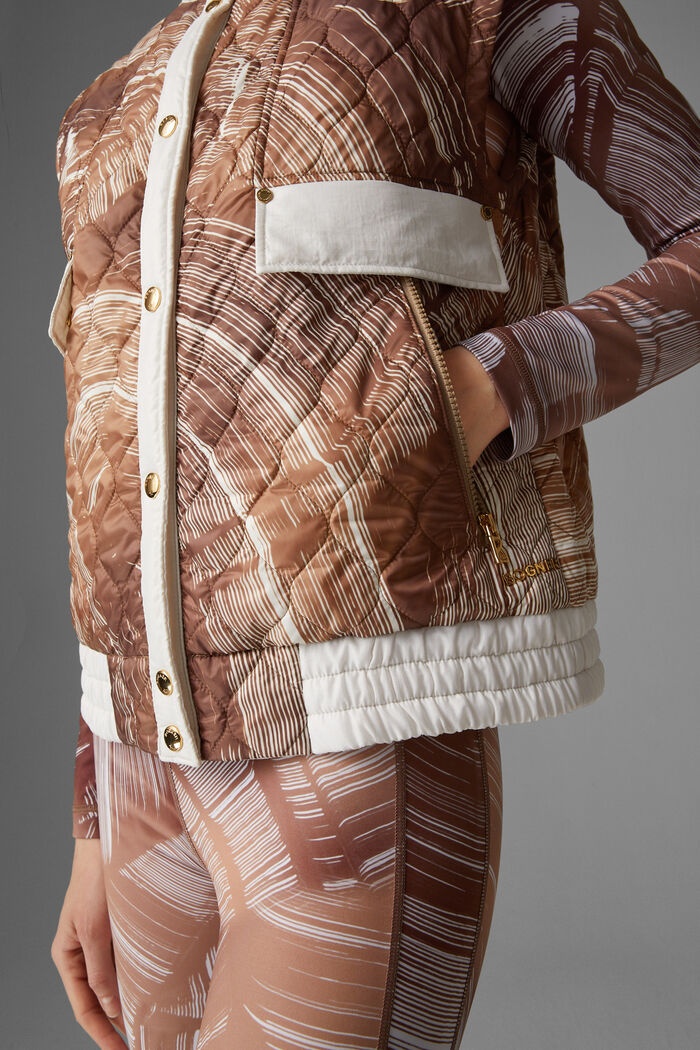 Pinar Quilted gilet in Brown/Off-white - 6