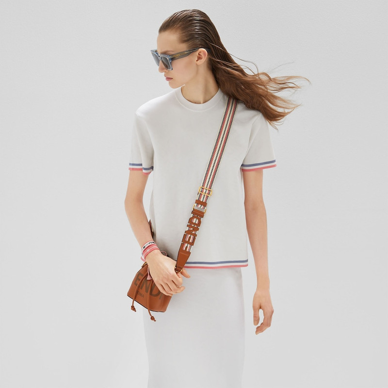 FENDI Mon Tresor outlook