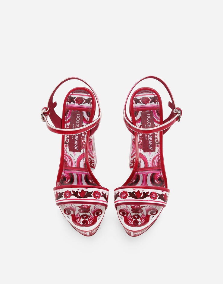 Printed polished calfskin platform sandals - 4