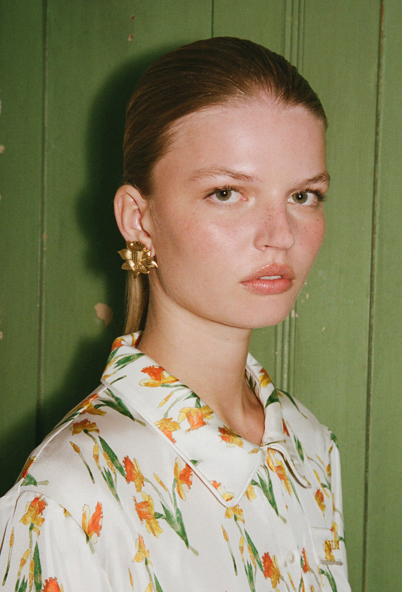 Bee Earrings - Gold 1