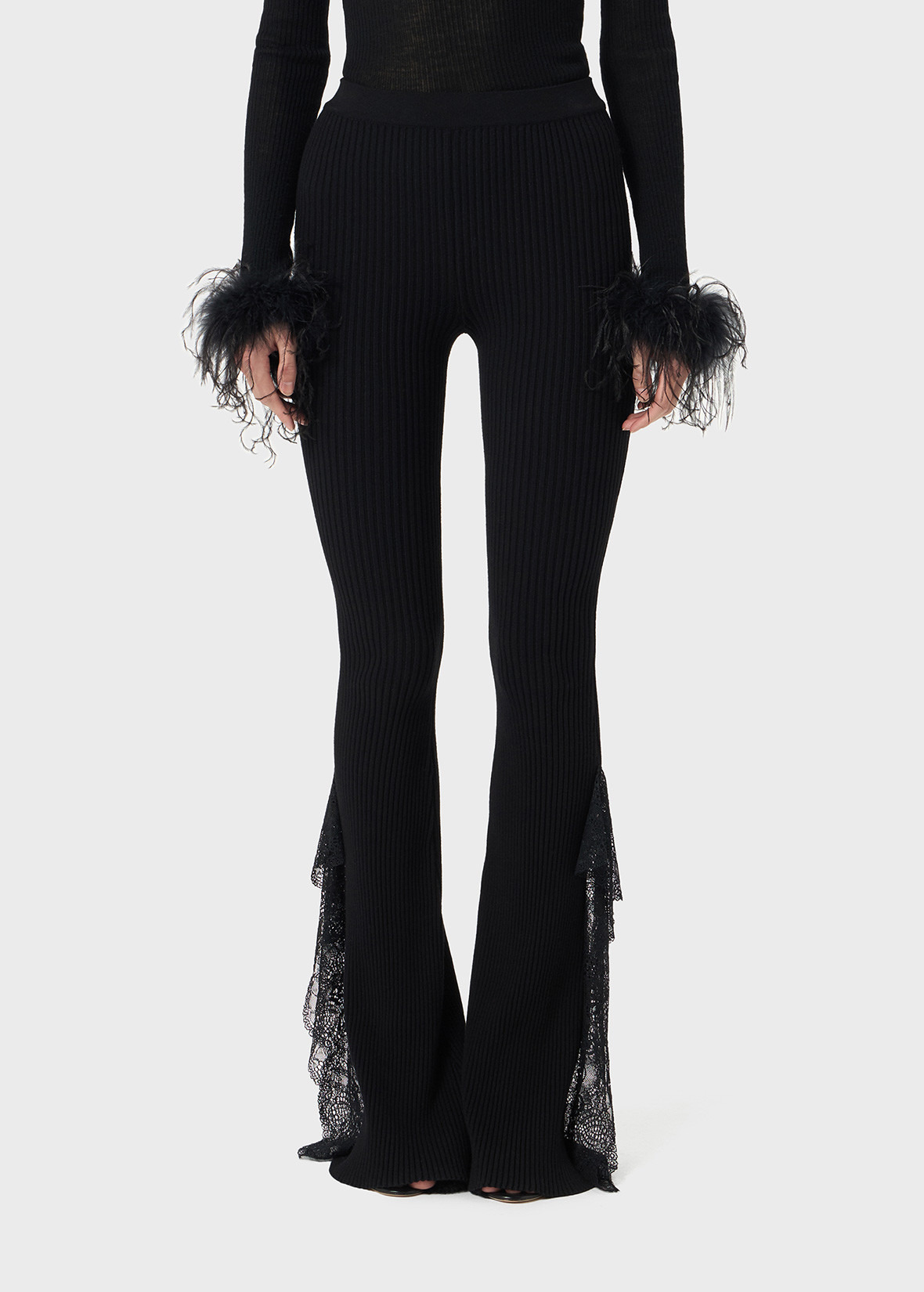 KNIT PANTS WITH LACE RUFFLES - 3