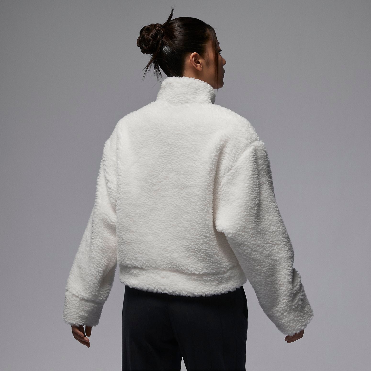 (WMNS) Air Jordan Fuzzy High Pile Fleece Jacket Asia Sizing 'Sail' FD7169-133 - 3