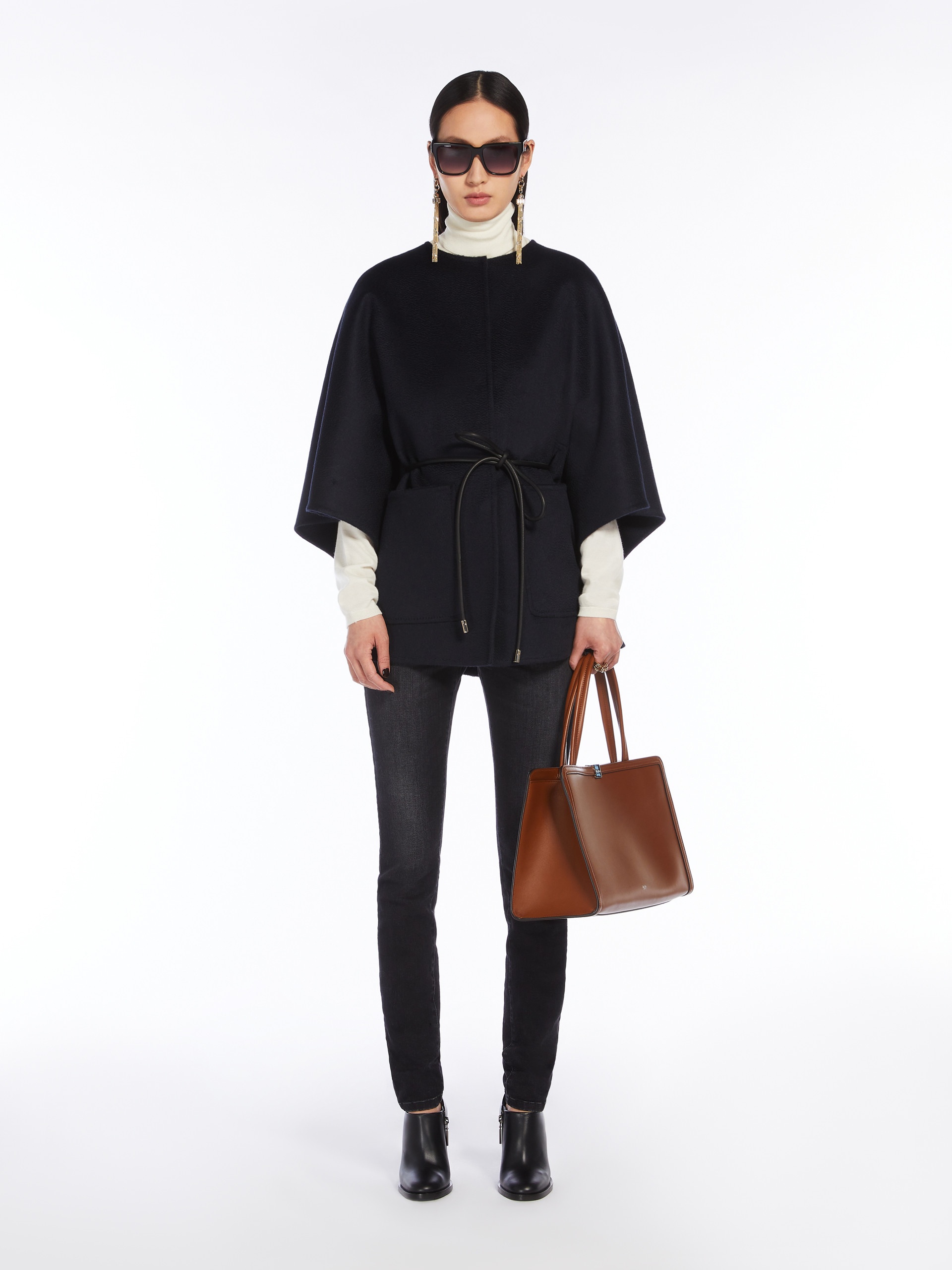 BIANCATOTE Leather Tote Bag - 7