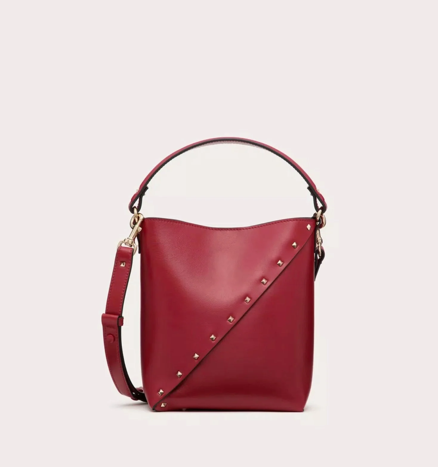 Valentino Garavani Valentino Garavani Rockstud Wispy Calfskin Bucket Bag - 1