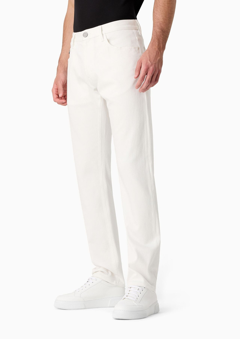 Regular-fit, five-pocket trousers in Lyocell and stretch cotton 2