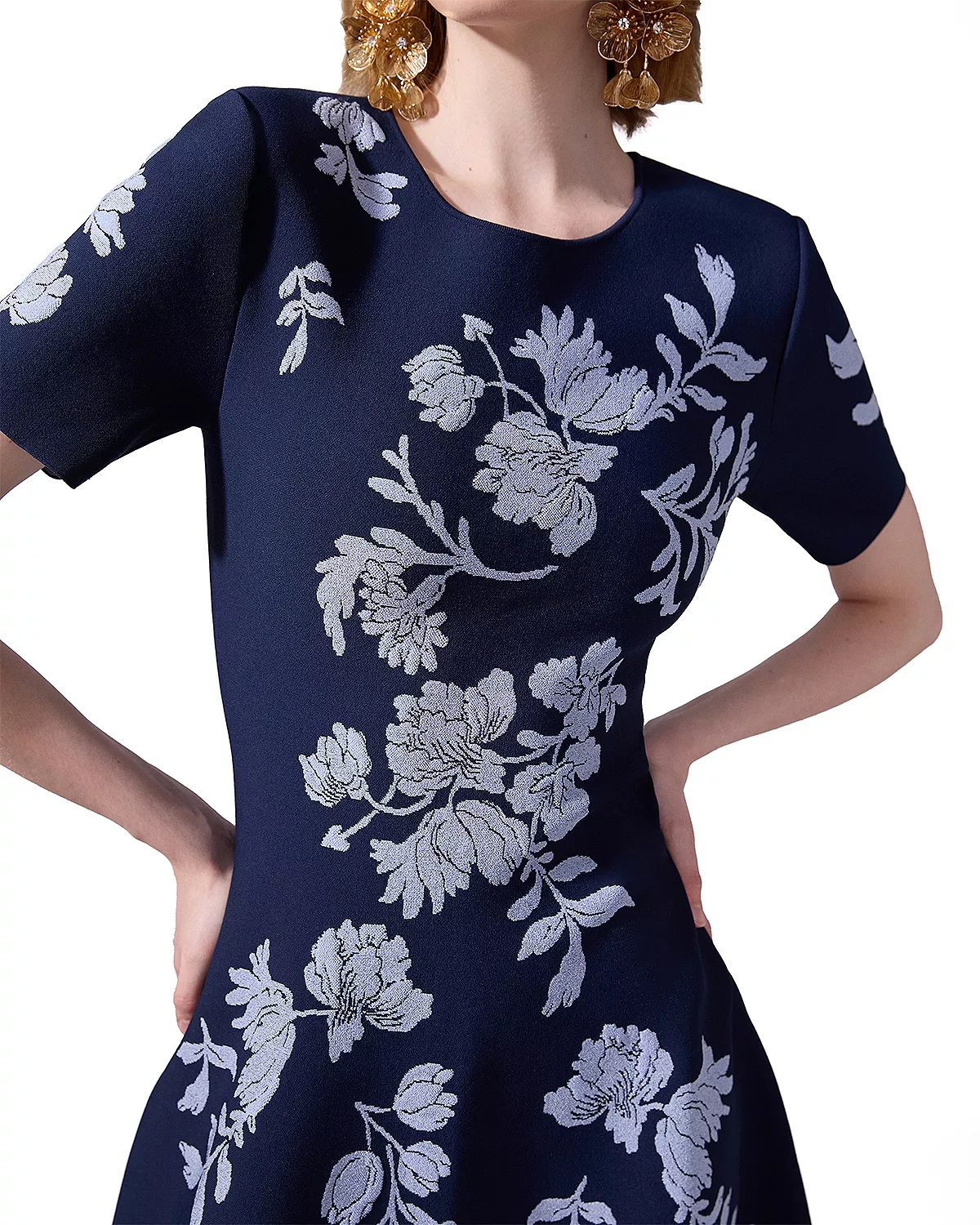Short Sleeve Floral Jacquard Dress - 2