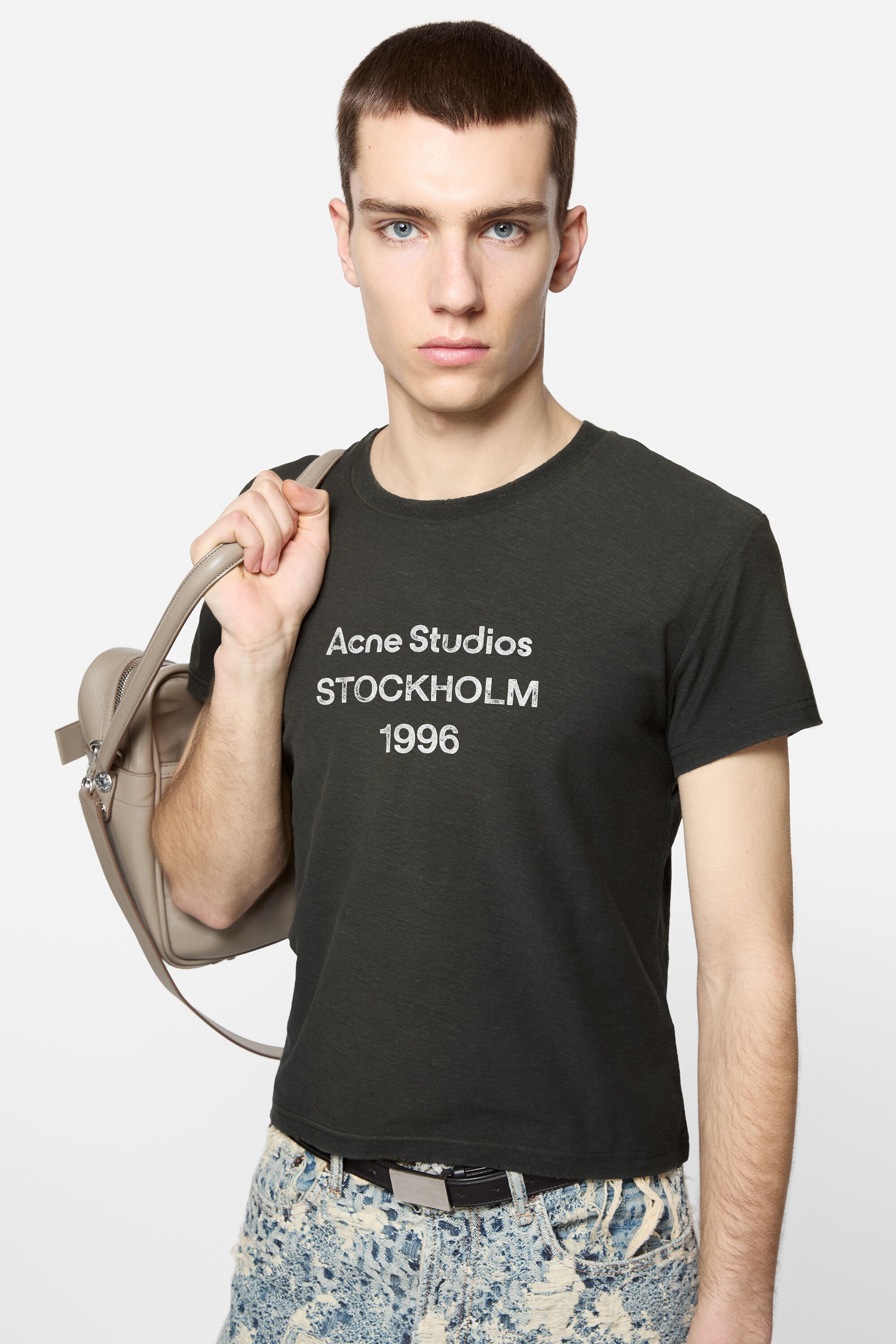 Logo T-shirt - Faded black - 4