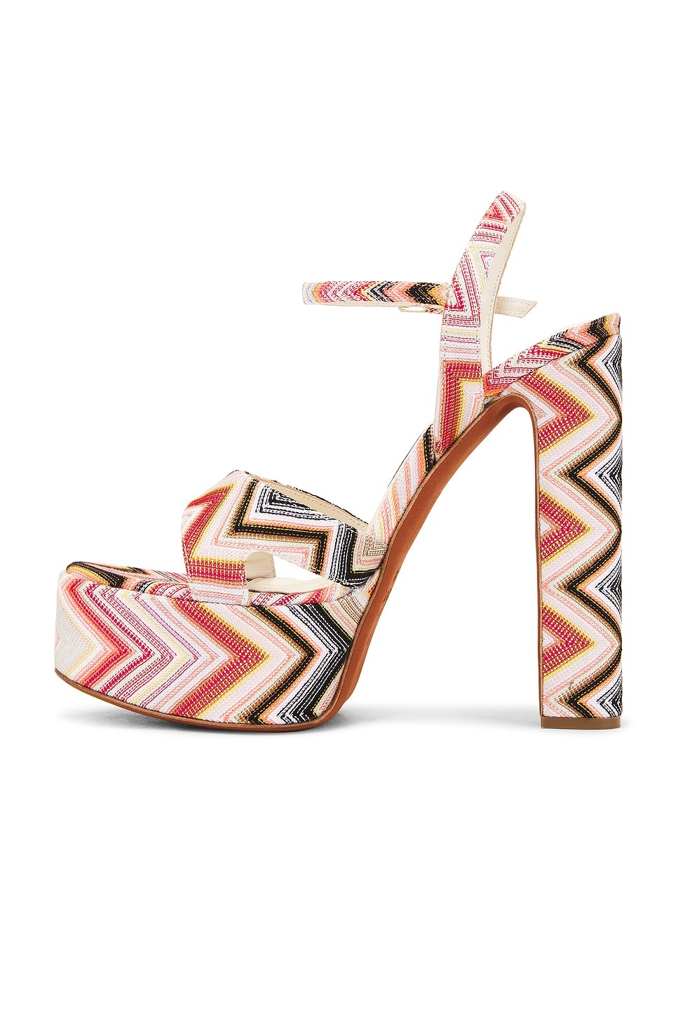Angela Heel - 5