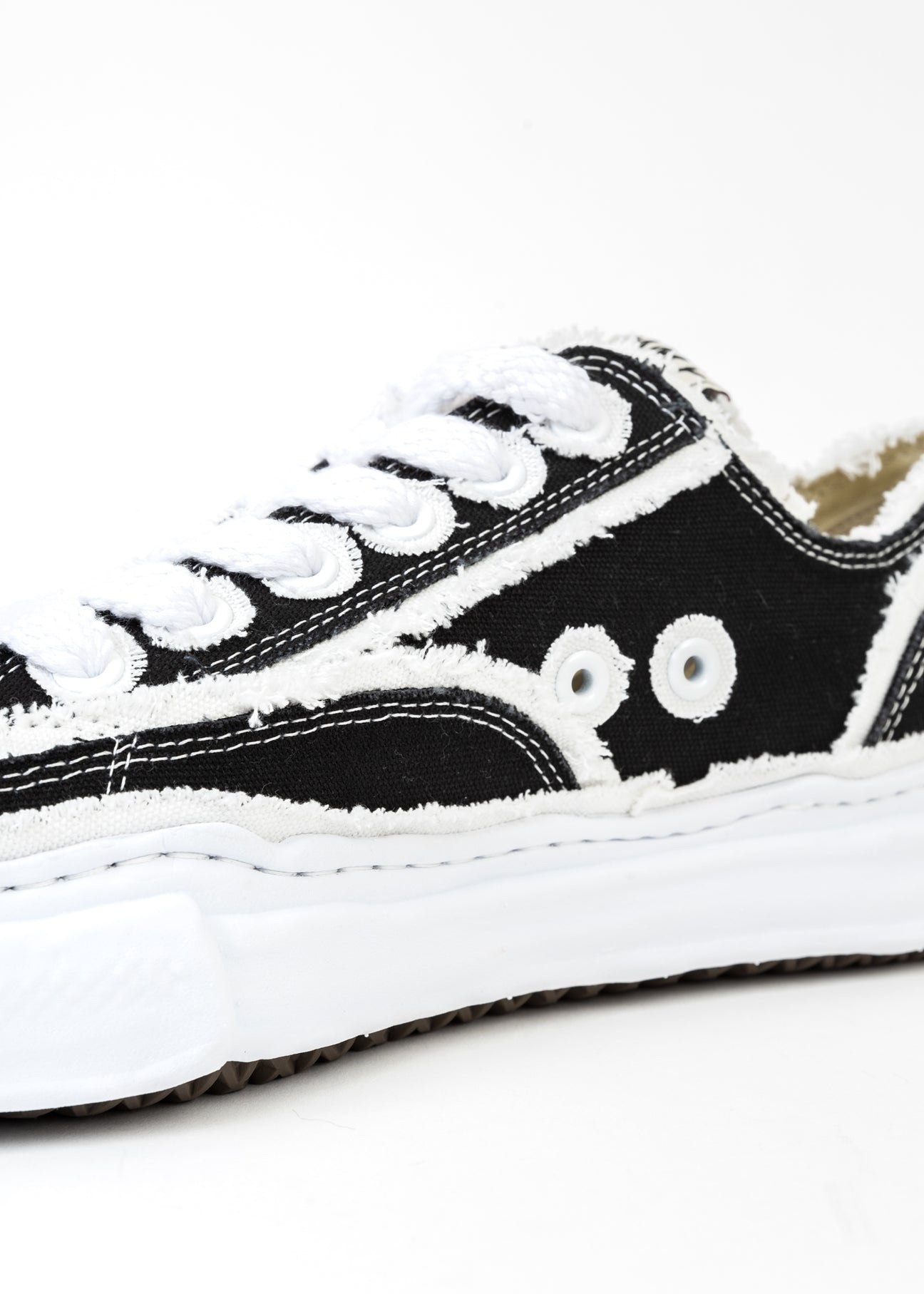 Black Original Sole Double-Layered Canvas Low-Top Sneaker (PETERSON LOW) - 8