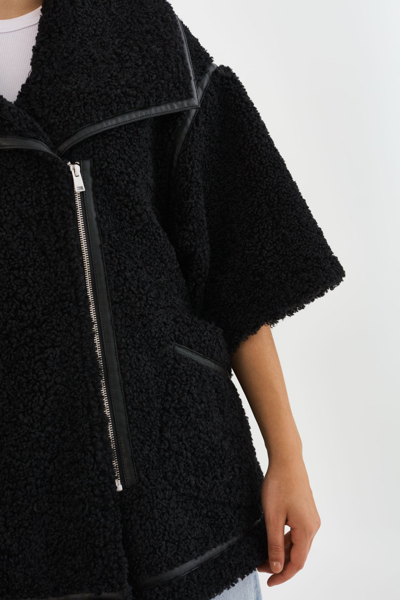 OHANNA | Sherpa Coat 4