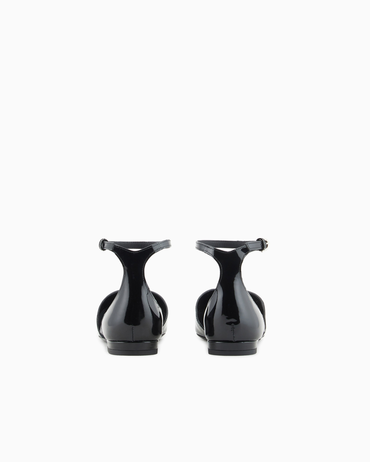 Patent-leather pointed-toe ballerinas with a strap and piercing - 4