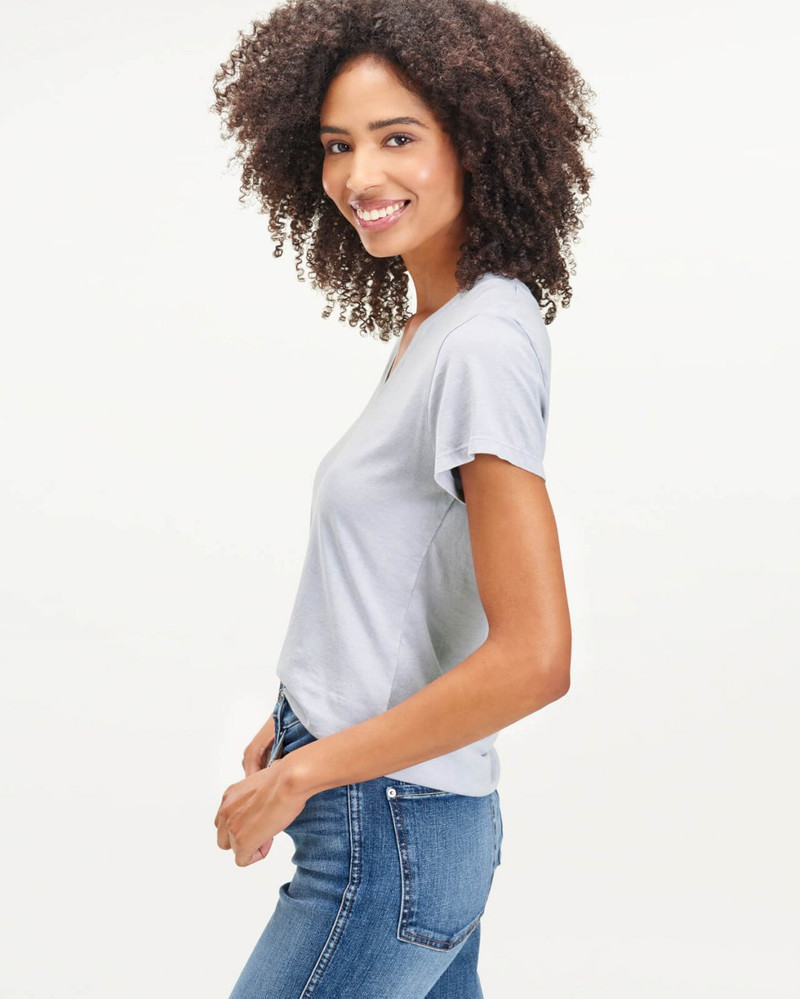 Kate V-Neck Tee 3
