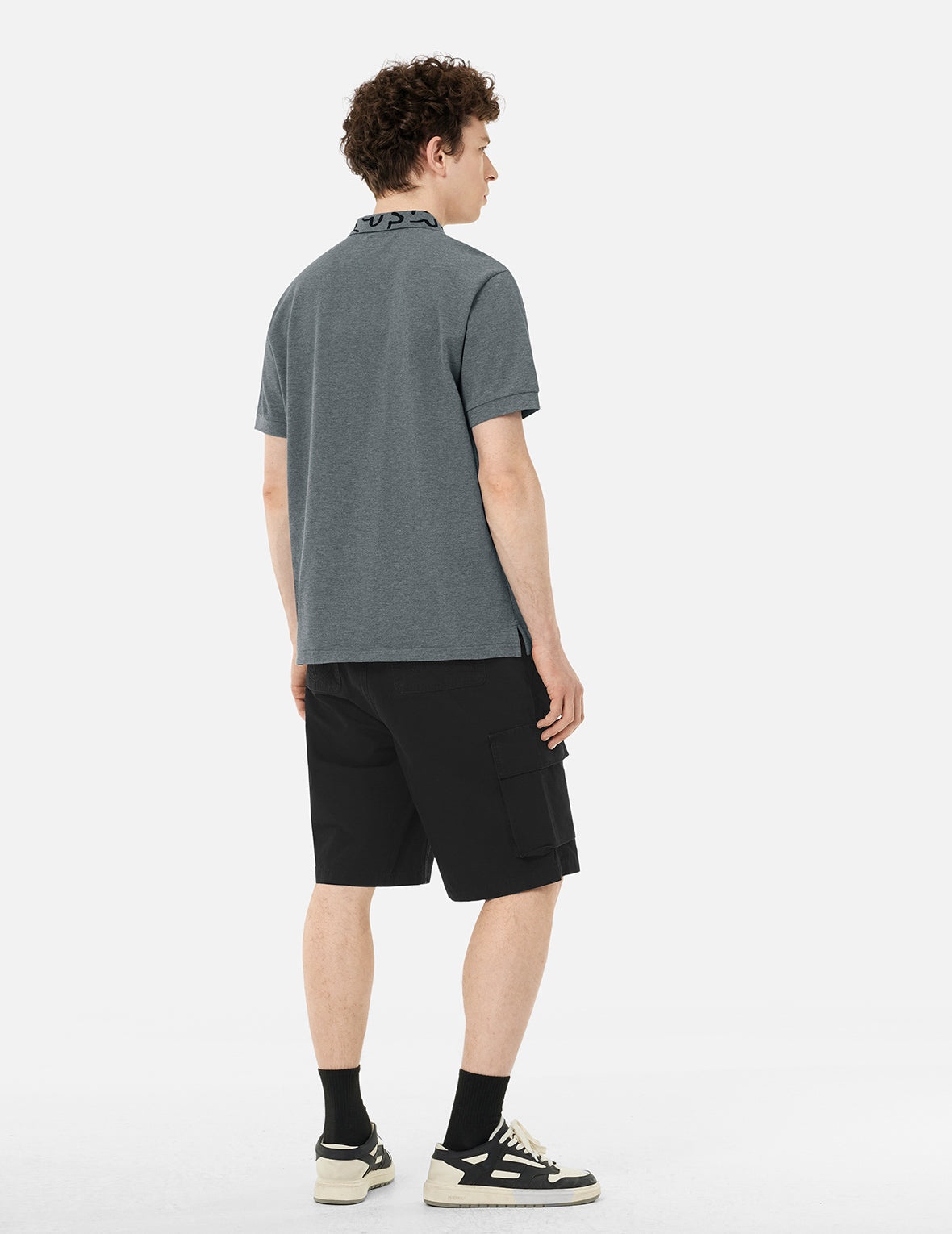 Kamon and "91" Appliqué Embroidery Regular Fit Cargo Shorts - 4