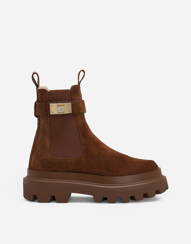 Suede ankle boots 1