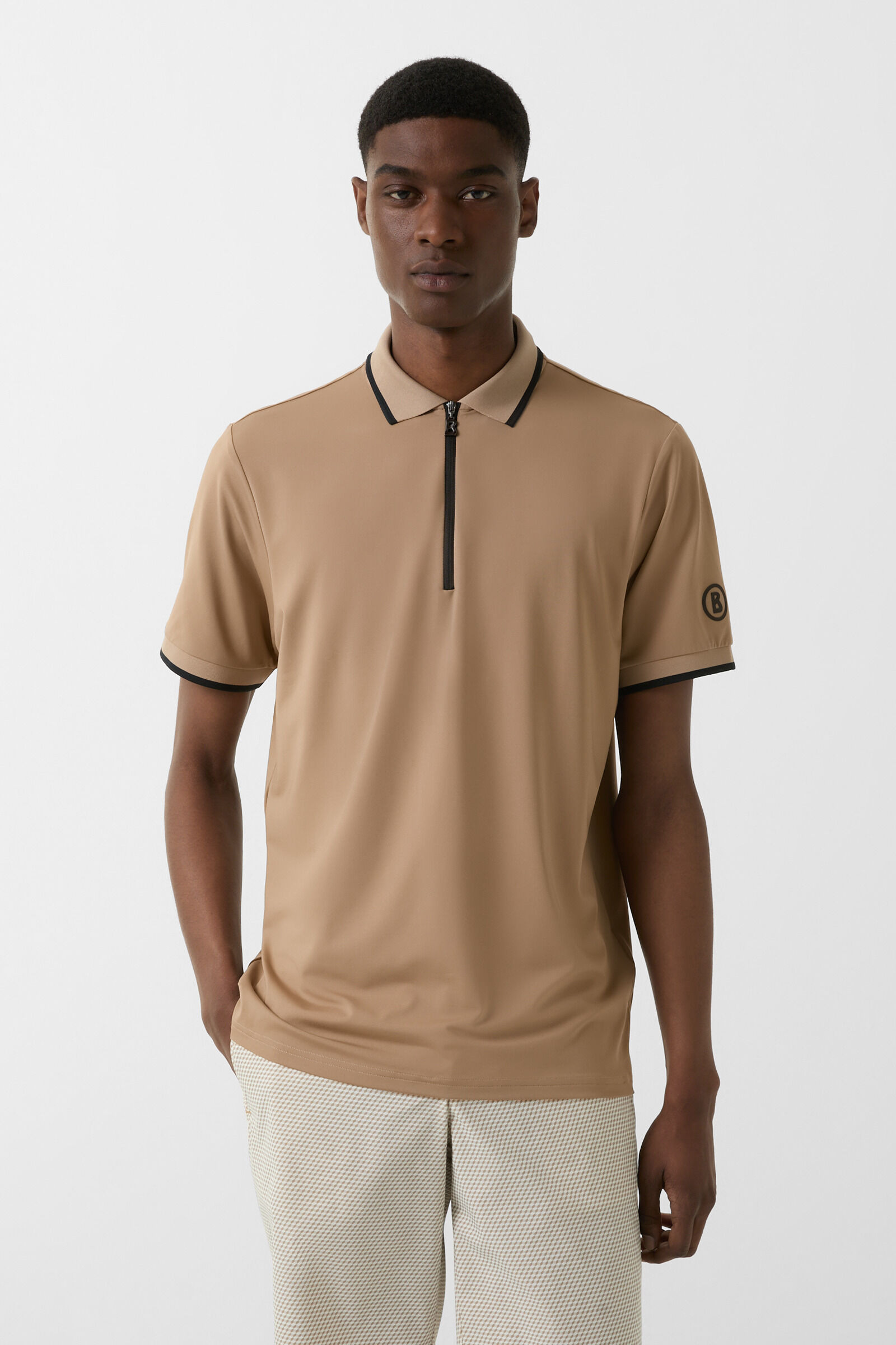 Cody functional short-sleeved top in Caramel - 2