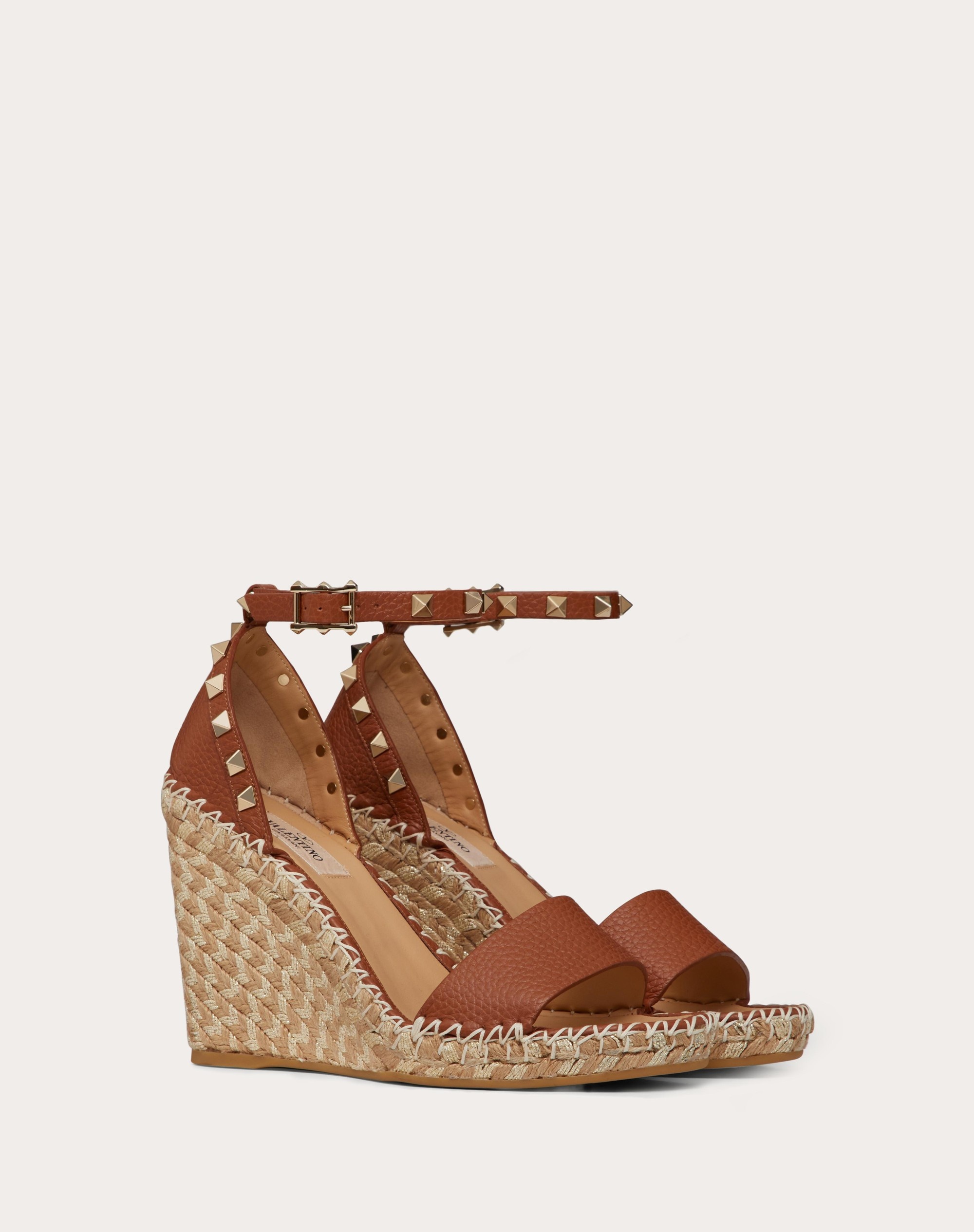 ROCKSTUD DOUBLE WEDGE SANDAL IN GRAINY CALFSKIN 105MM - 2