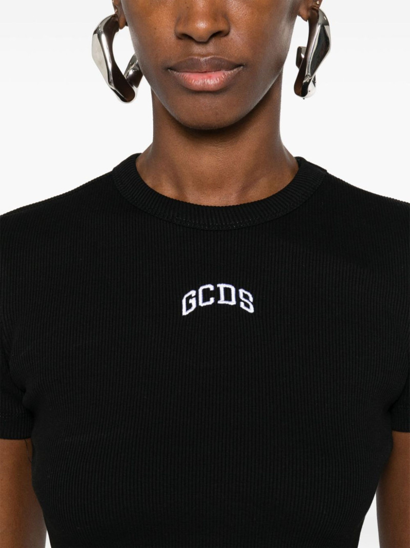 logo cropped T-shirt 5