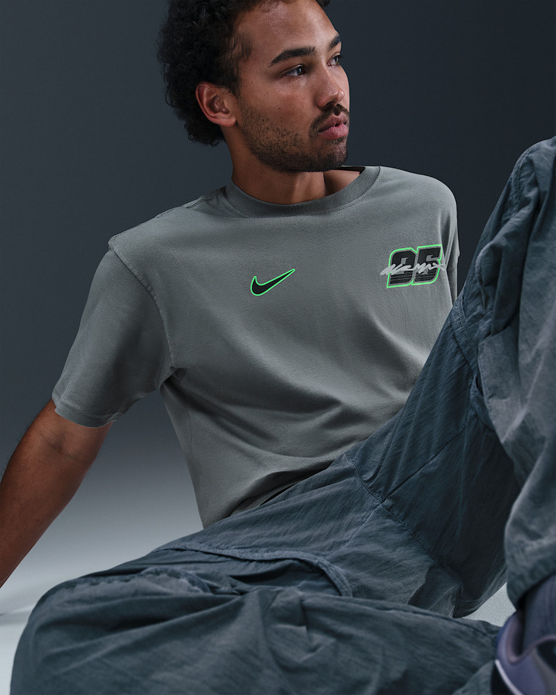Nike Sportswear Men's Max90 T-Shirt 3