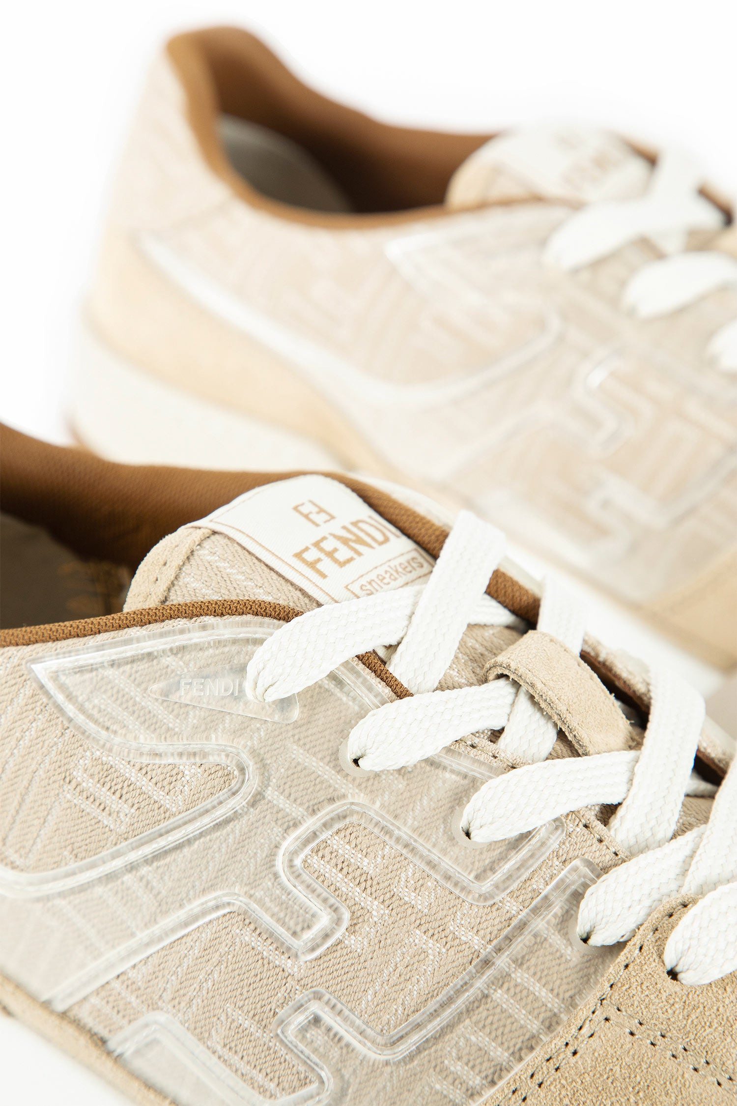 Match-Sneakers - 7