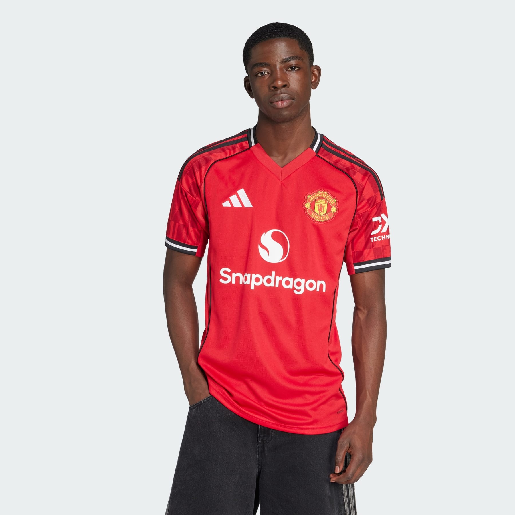 Manchester United 25/26 Home Jersey - 2