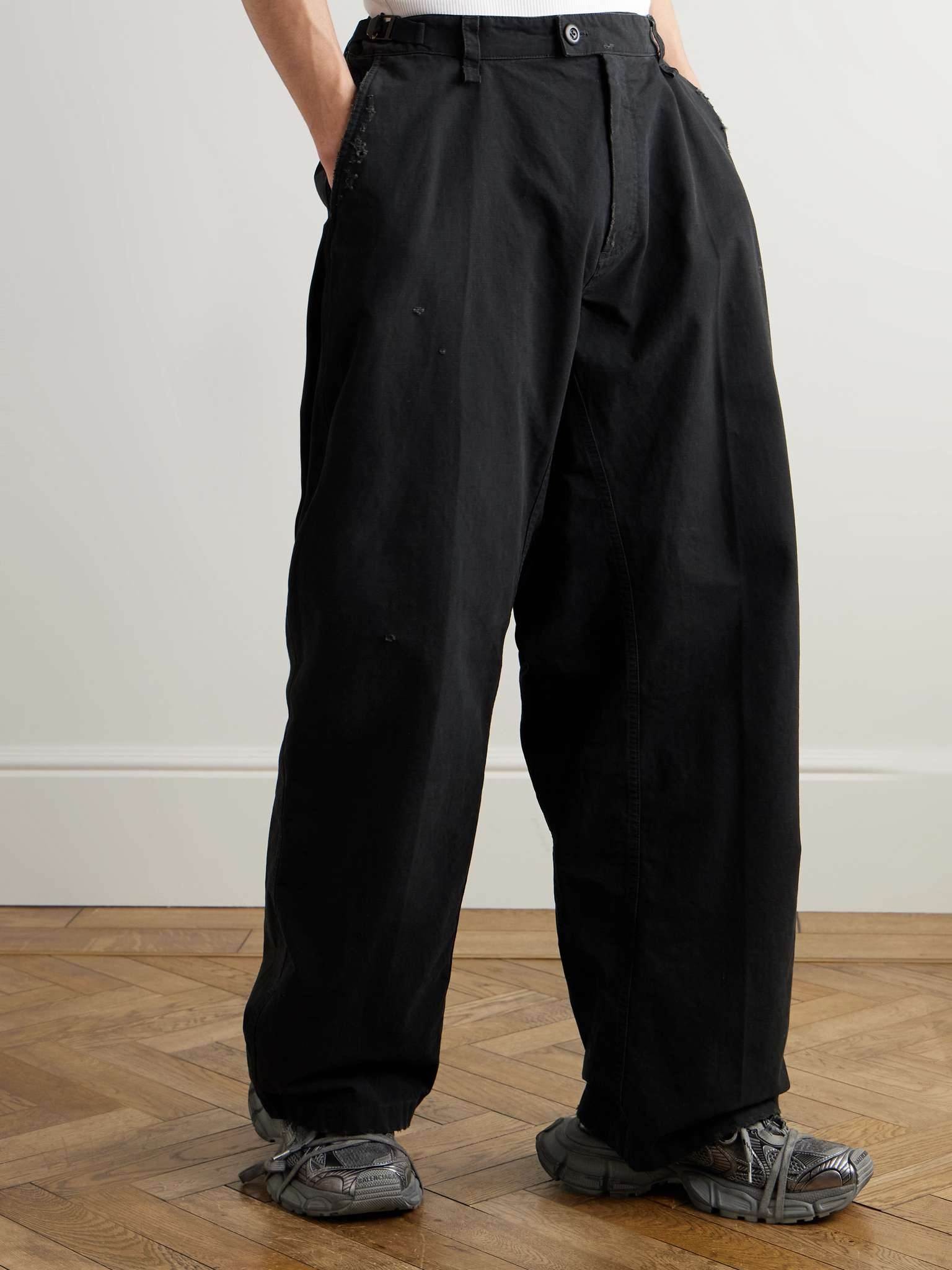 Wide-Leg Distressed Cotton Cargo Trousers - 4