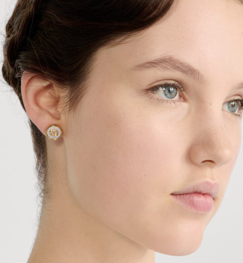 D-Luck Stud Earrings 3