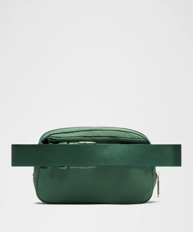 Everywhere Belt Bag 1L *Embroidered Stack 3