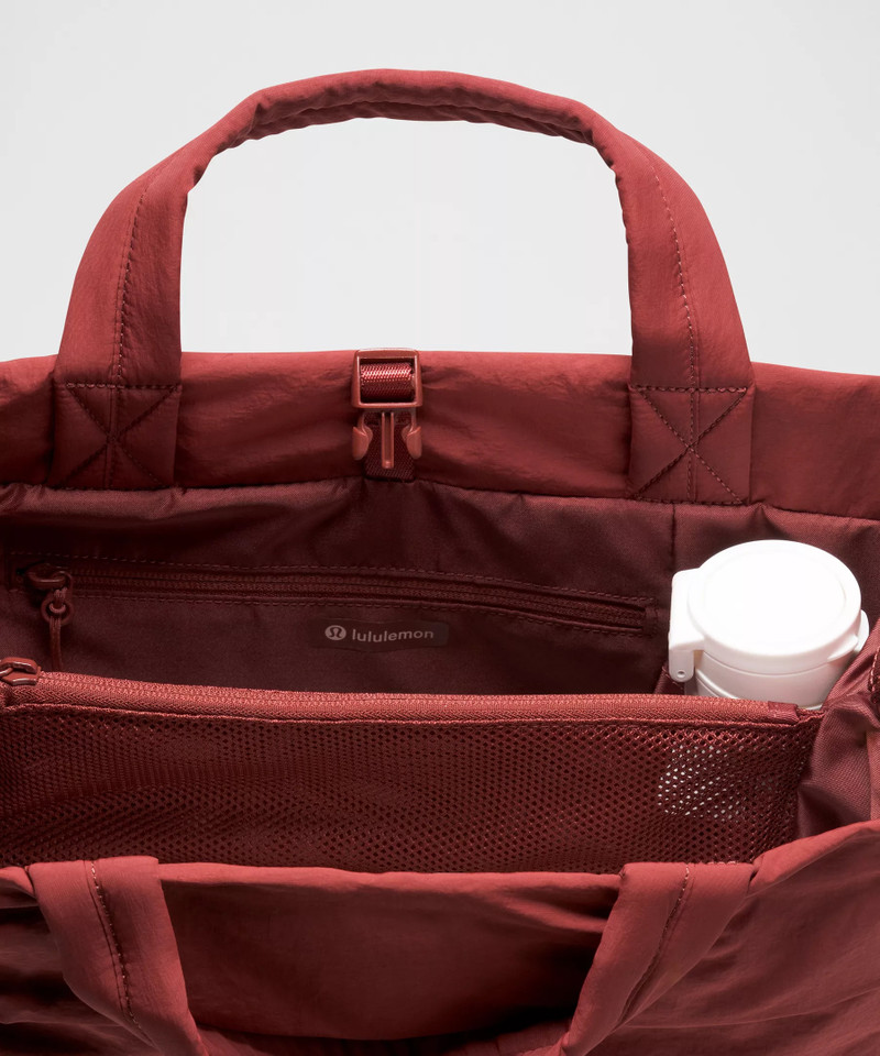 On My Level Tote Bag 20L 4