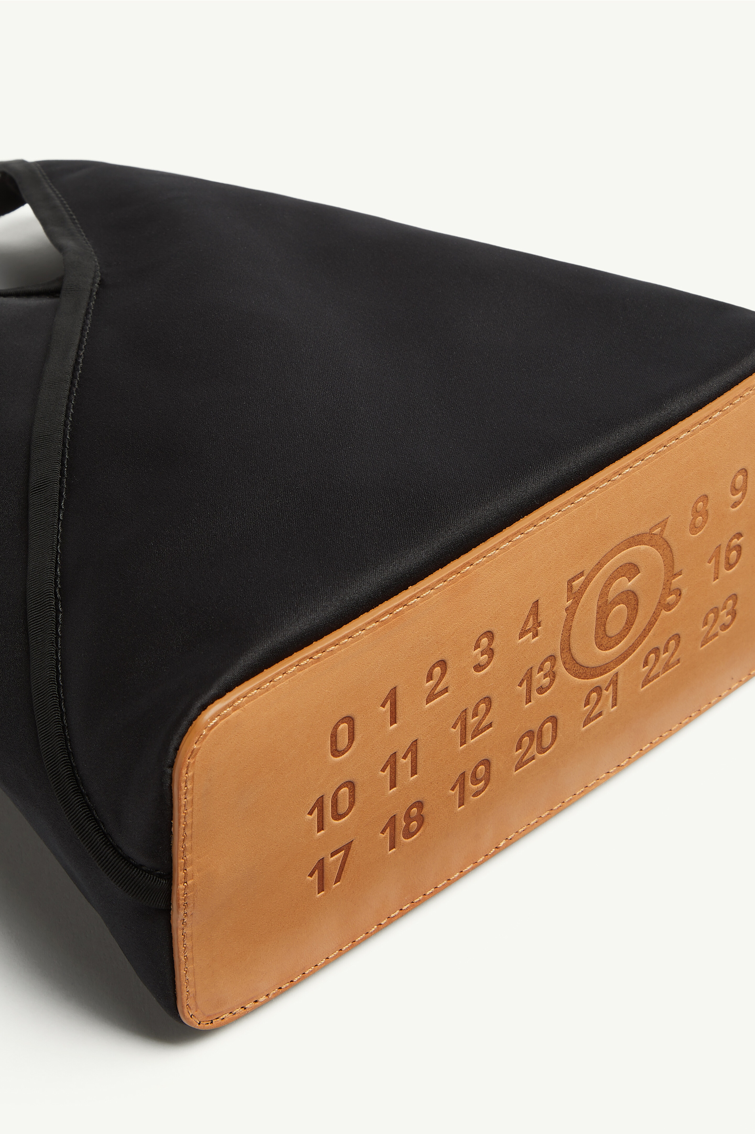 Japanese crossbody bag - 4