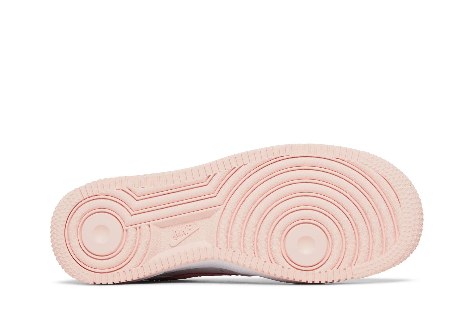 Wmns Air Force 1 Low 'Valentine's Day 2022' - 4