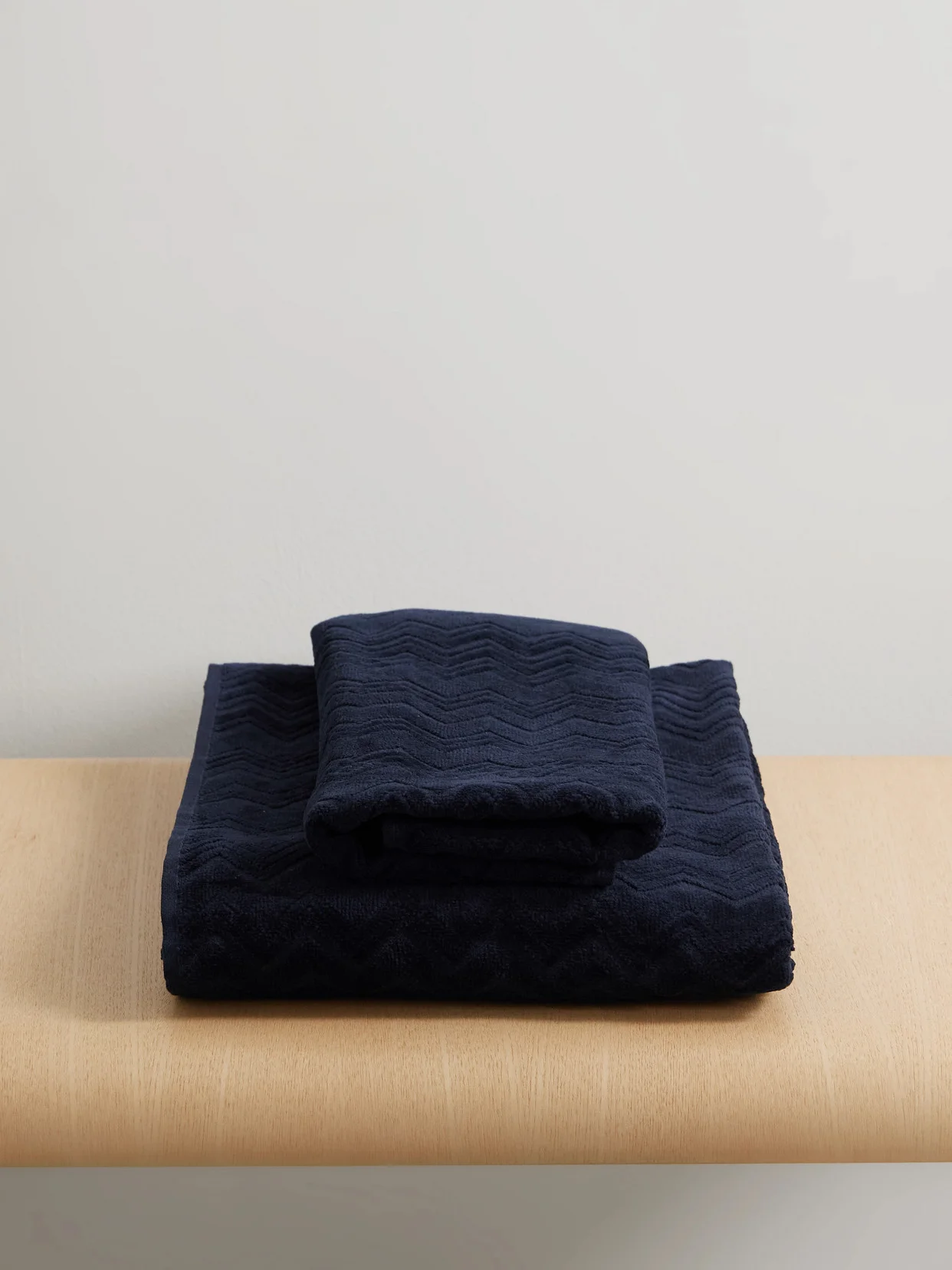 Chalk Set Of Two Cotton-terry Jacquard Towels - 1