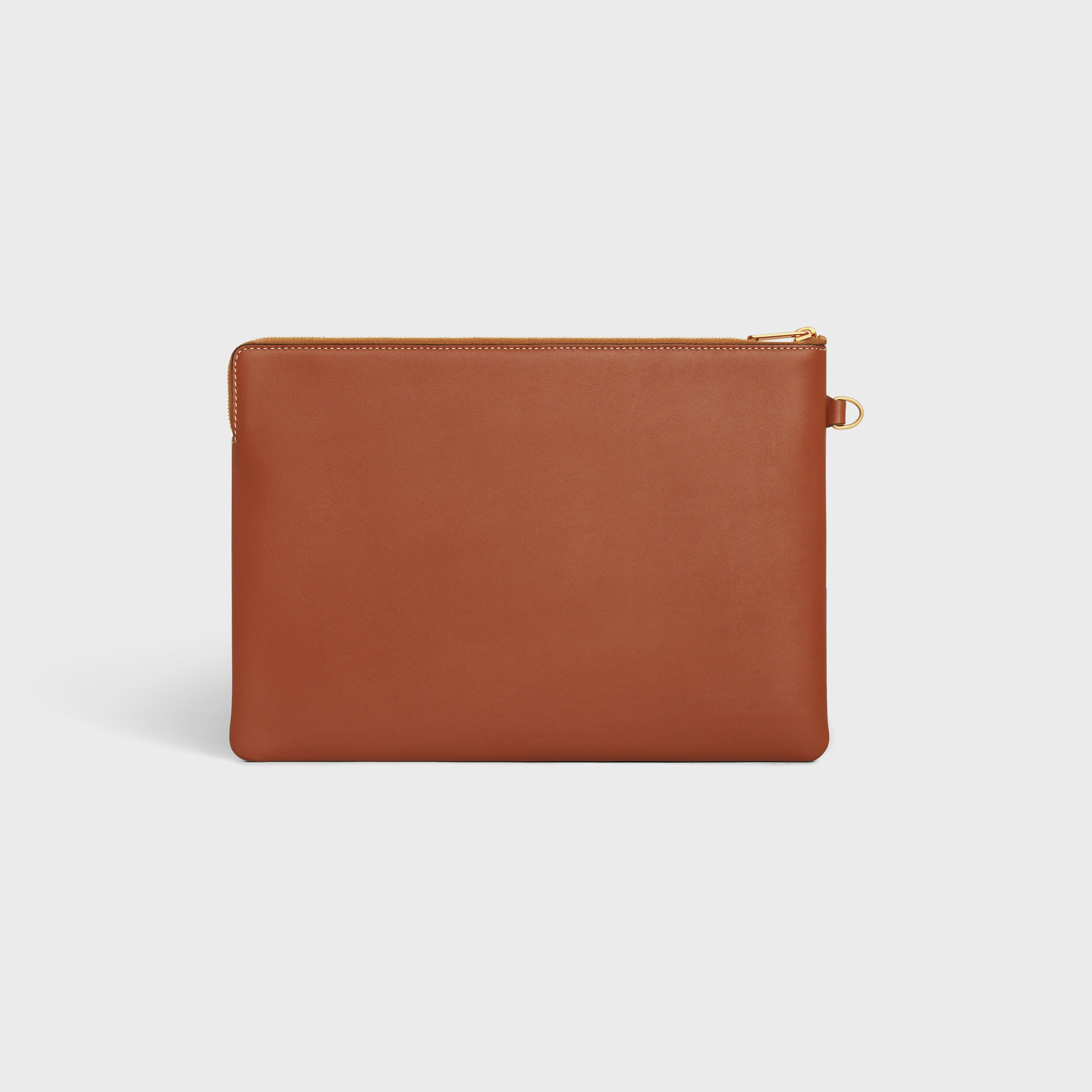 ポーチ SMALL POUCH WITH STRAP CUIR TRIOMPHE IN SMOOTH CALFSKIN 10J502FCU.01BC_1_SS24_P1_W.jpg