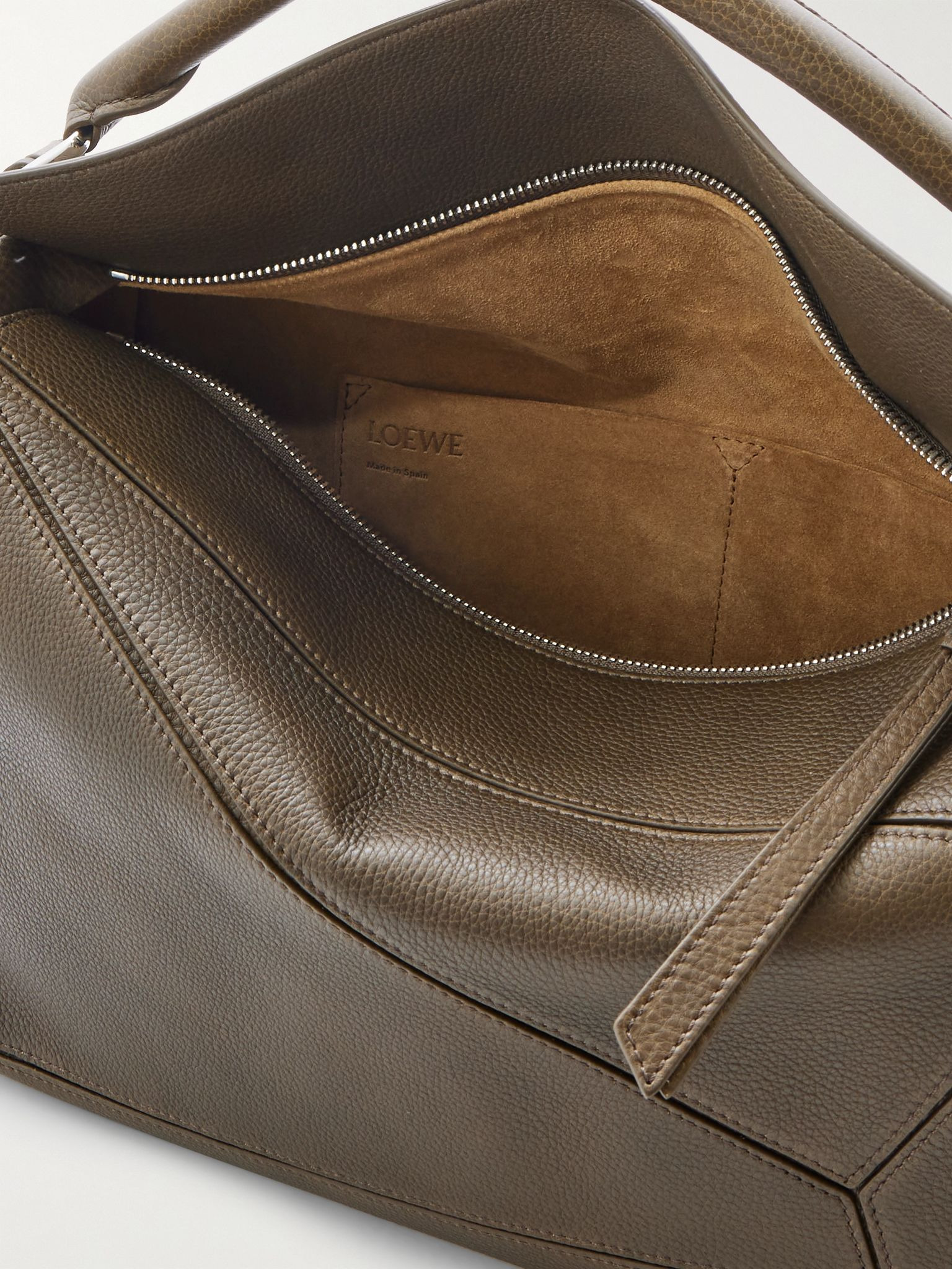 Puzzle Edge Large Logo-Debossed Full-Grain Leather Messenger Bag Beige - 5