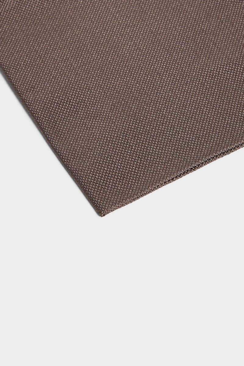 D2 CLASSIC POCKET SQUARE - 3