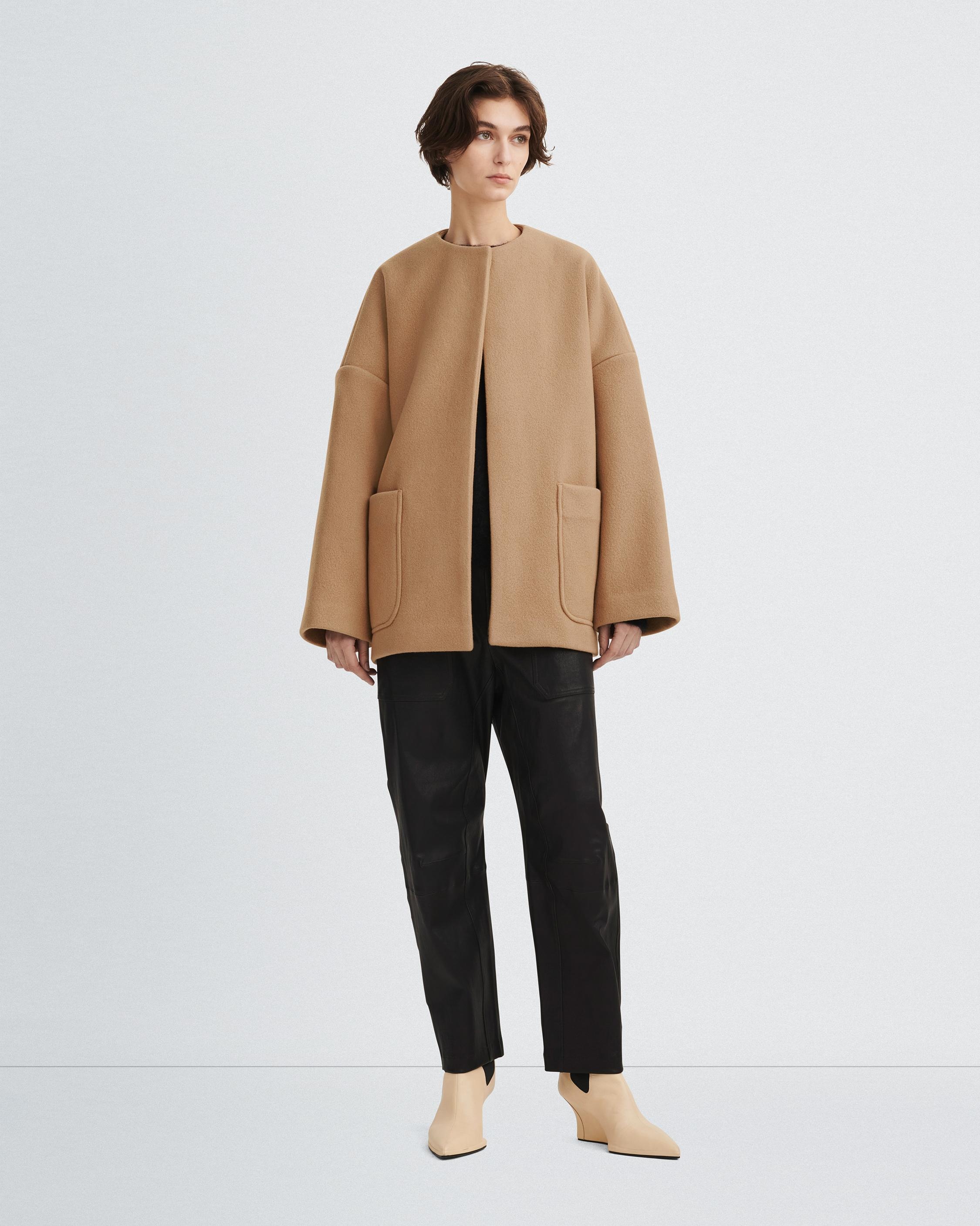 Poppy Wool Jacket
Relaxed Fit - 2