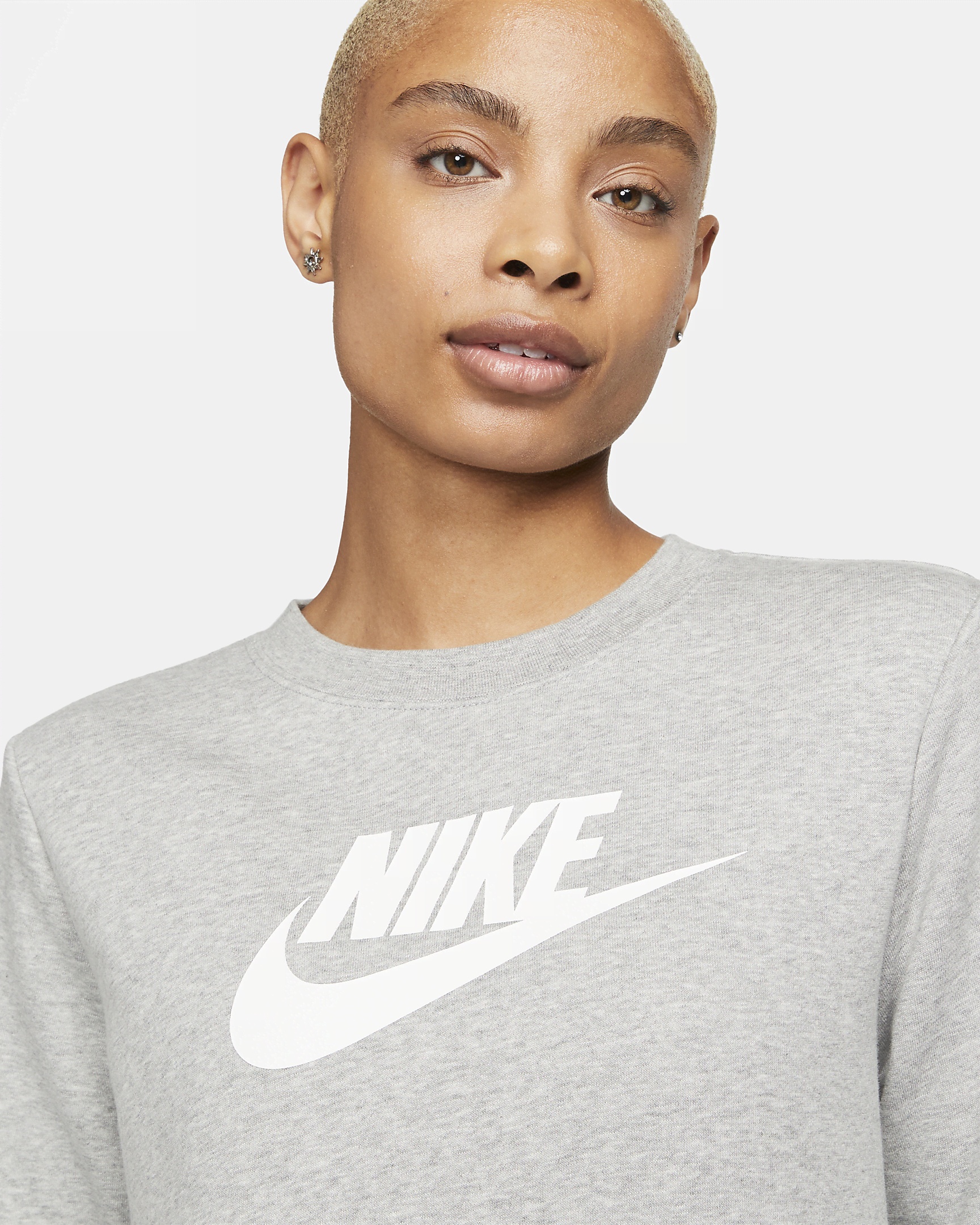 Nike Sportswear Club Fleece Women's Logo Crew-Neck Sweatshirt - 3