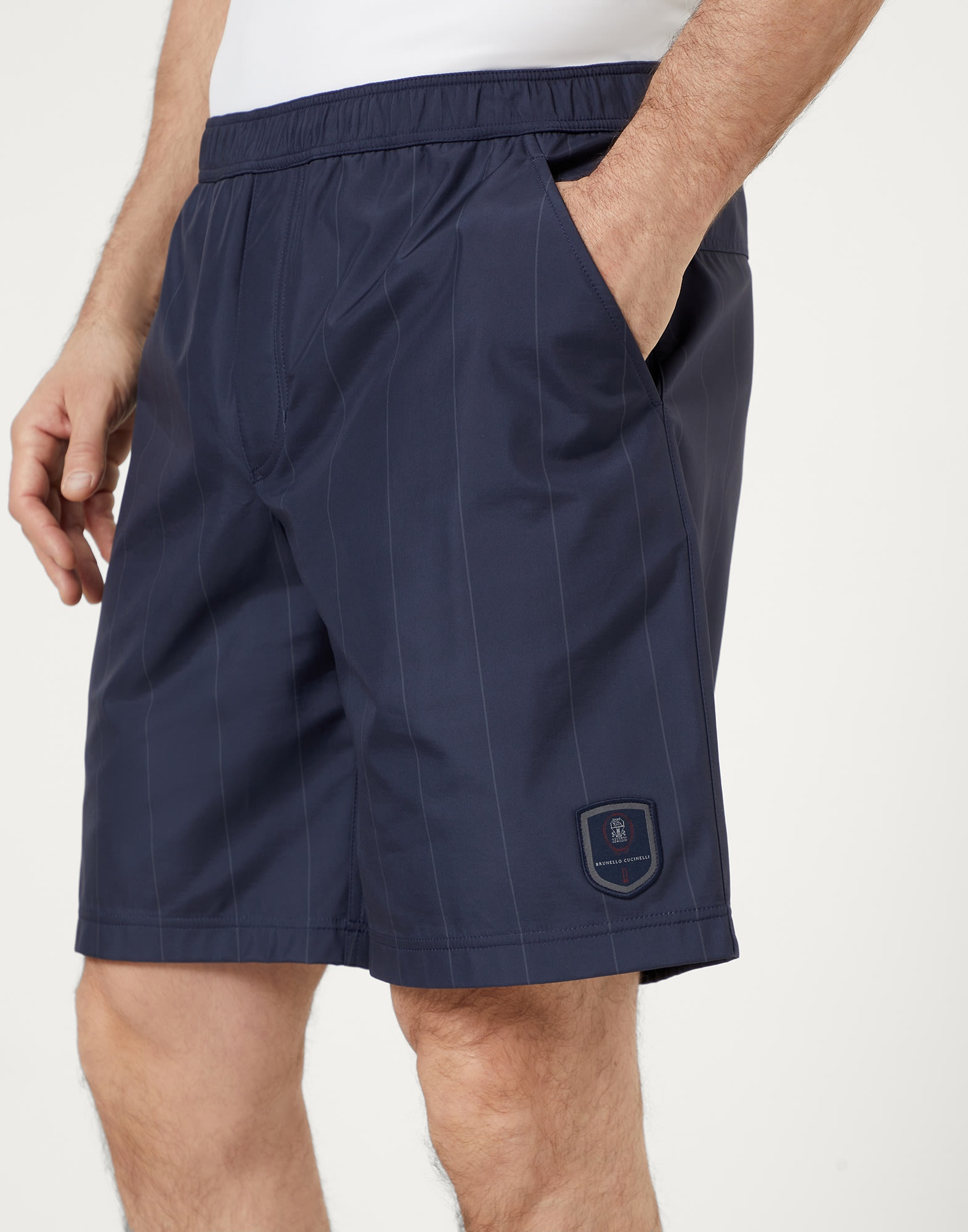 Chalk stripe nylon Bermuda shorts with tennis badge - 3