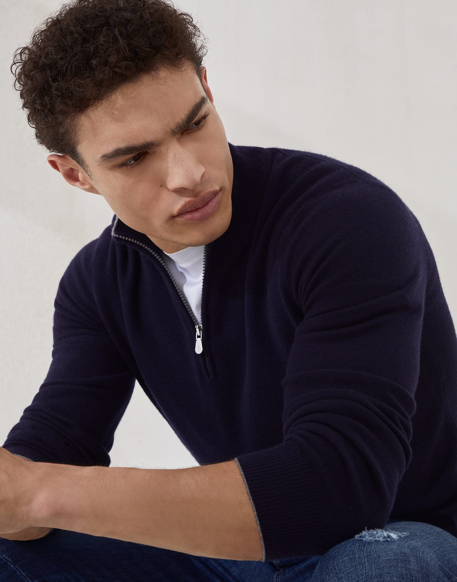 Cashmere sweater with half zip - 3