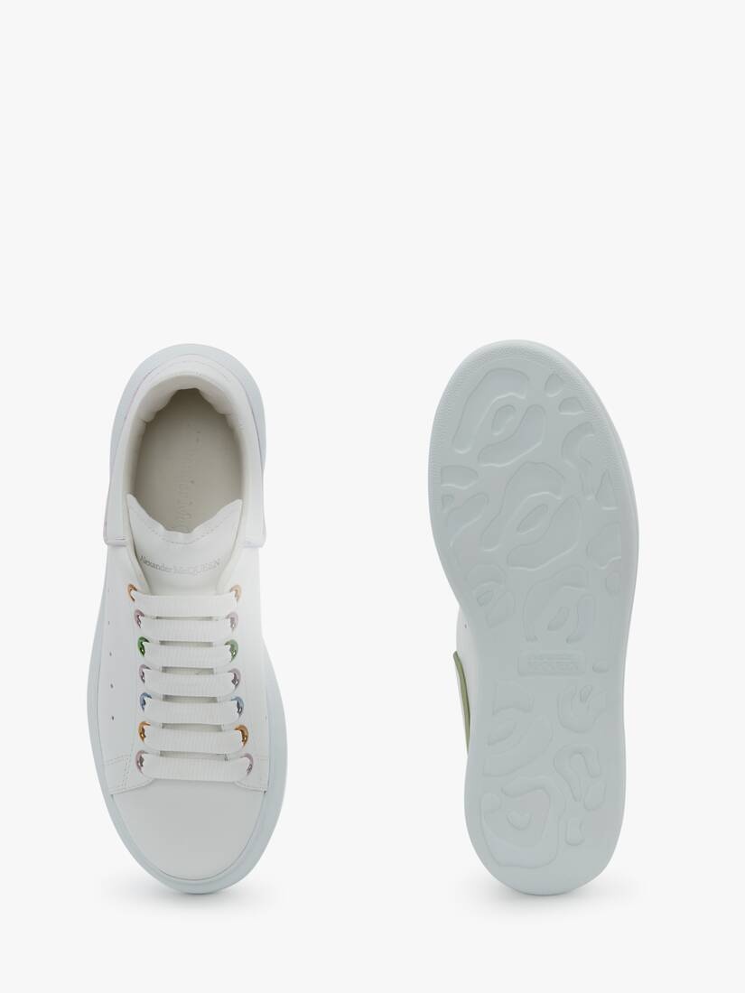 Oversized Sneaker in White - 4