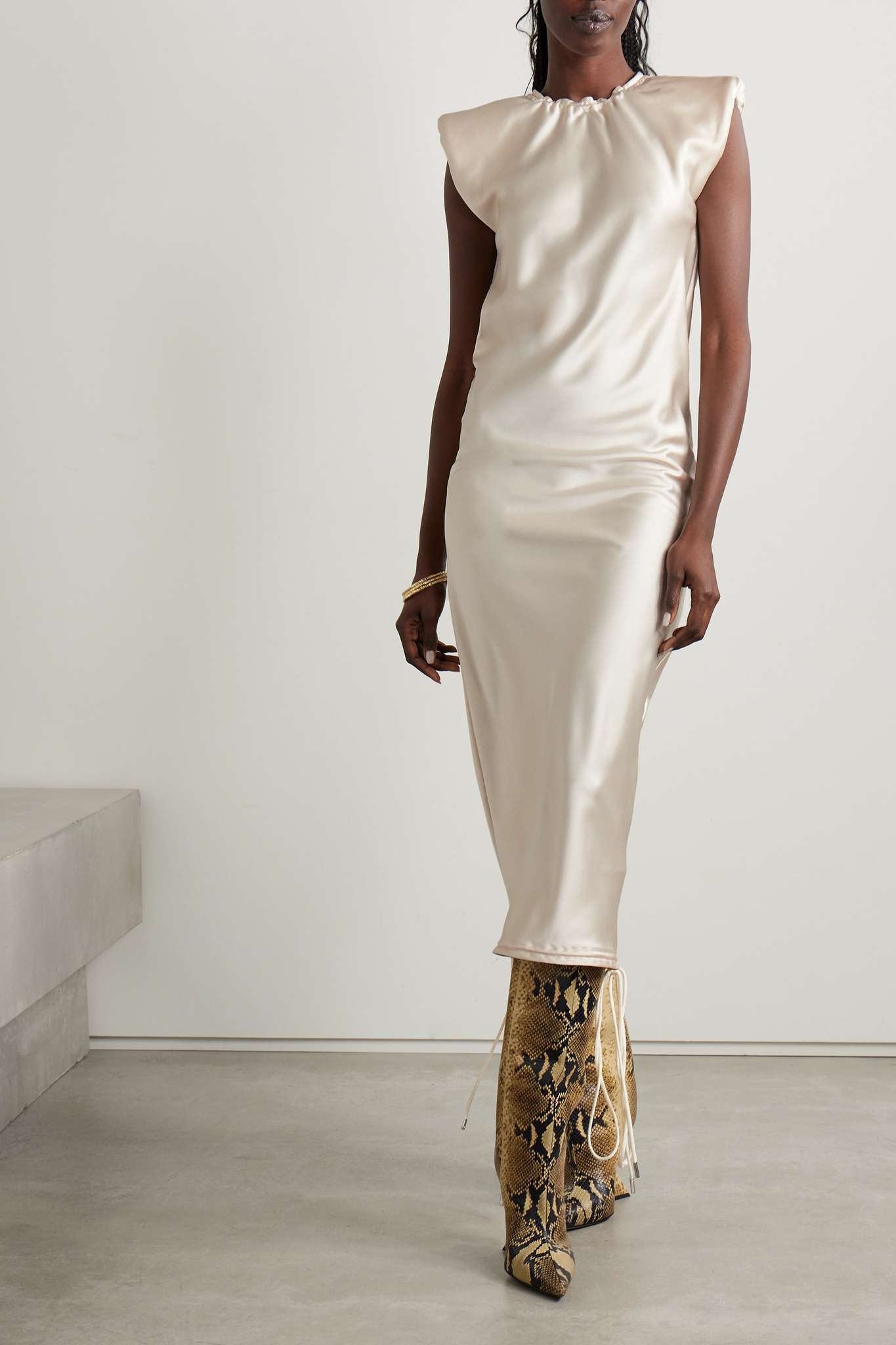 Open-back satin midi dress - 3