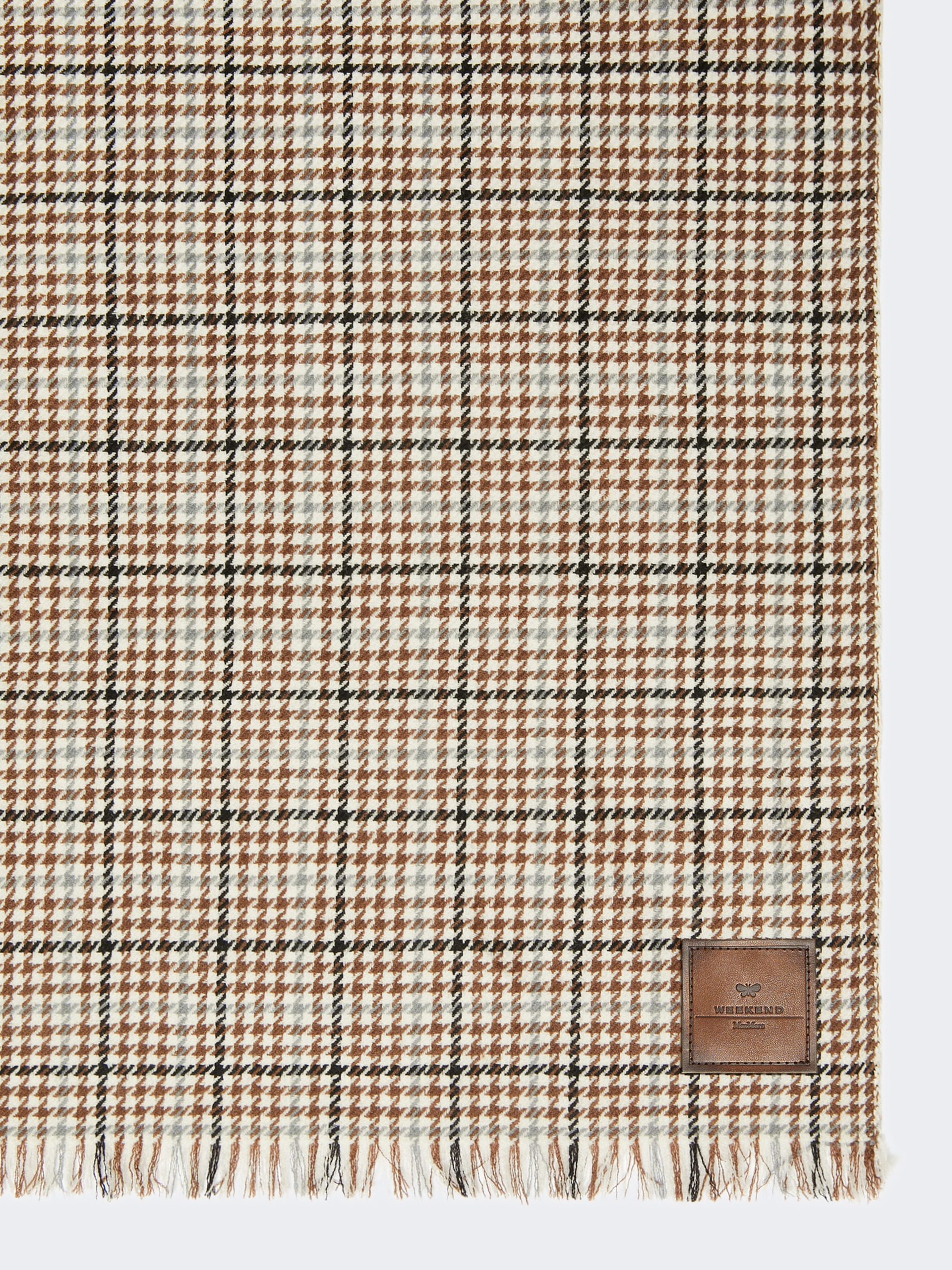 QUANTUM Patterned wool stole - 2