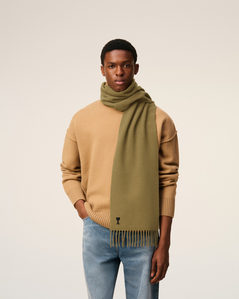 AMI Paris GREEN WOOL  AMI DE COEUR SCARF outlook