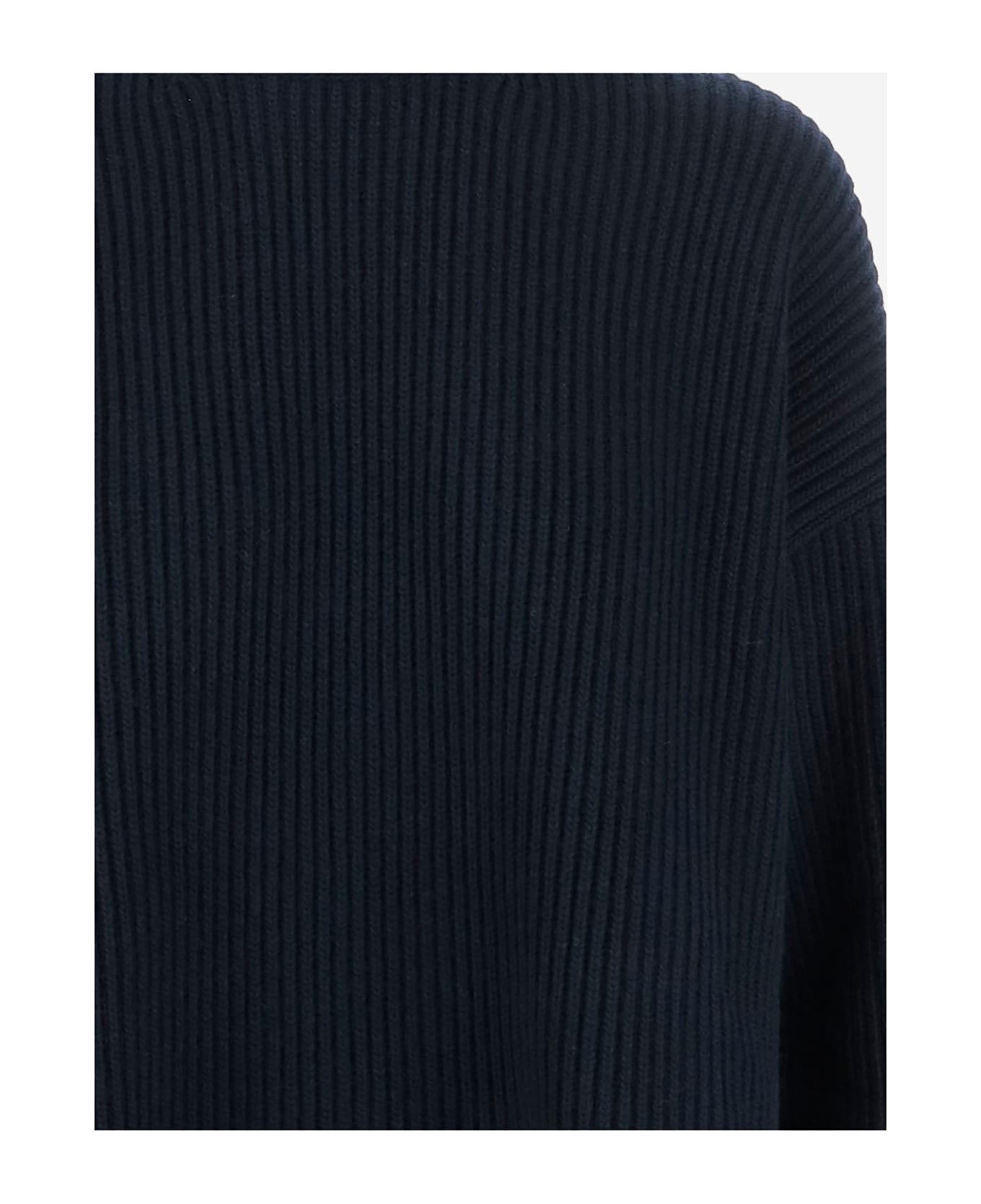 Wool Sweater - 3