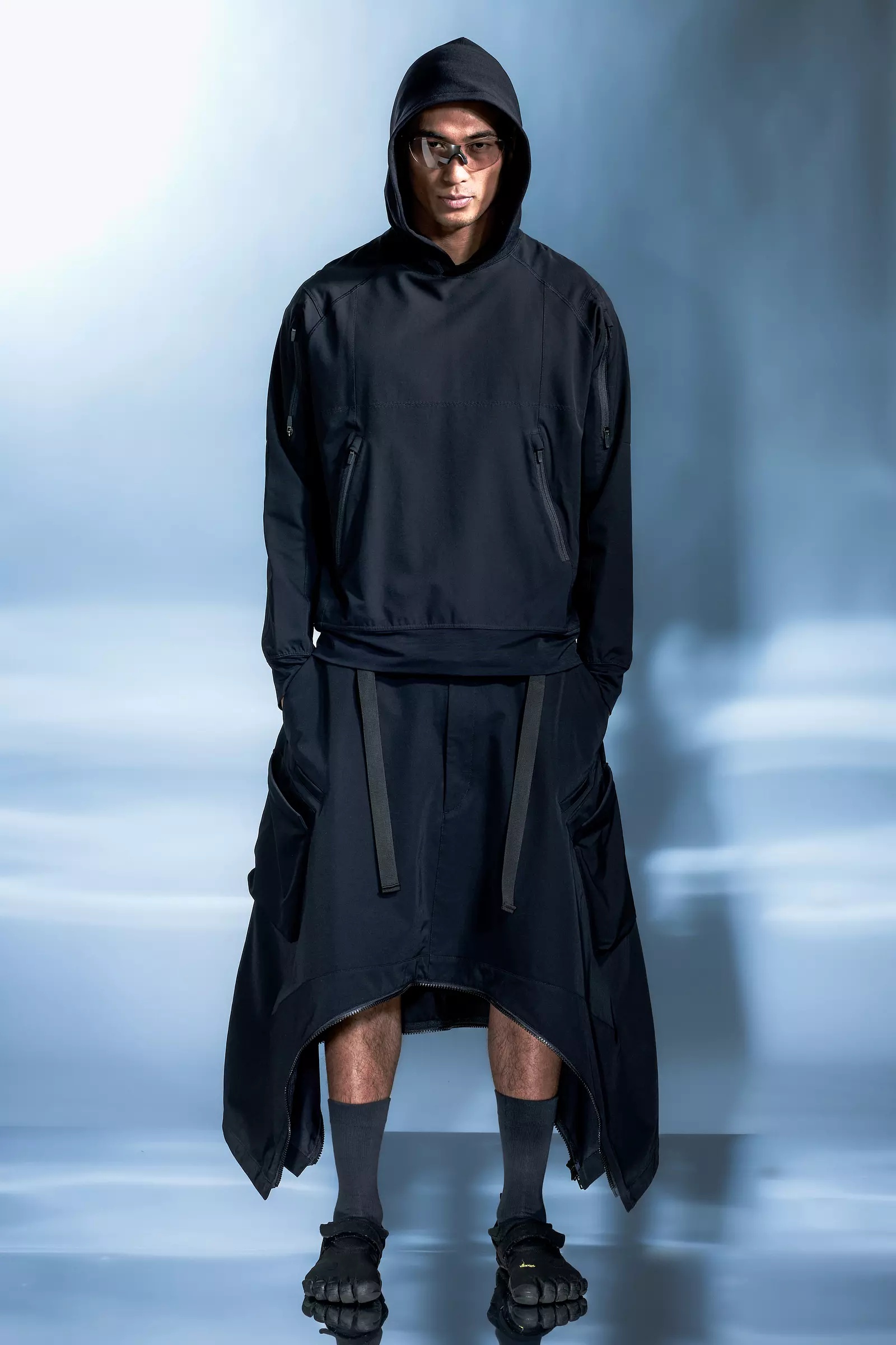S21-DS schoeller® Dryskin™ Hooded Sweatshirt Black - 9