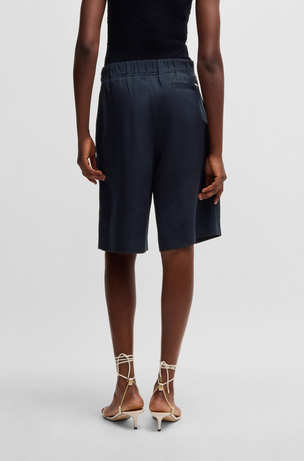 RELAXED-FIT BELTED CULOTTES WITH WIDE LEG - 4