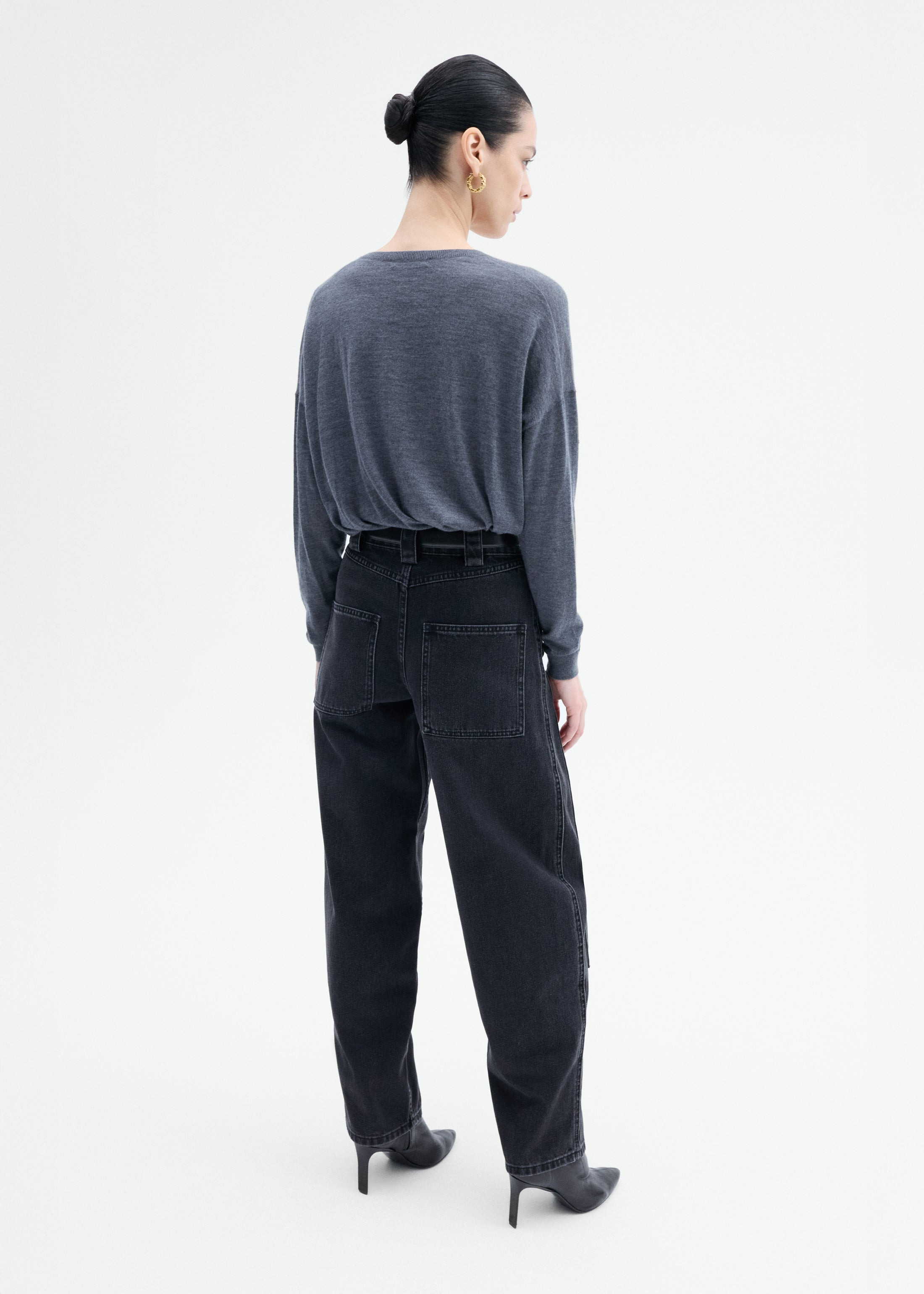 V-Neck Sweater in Fine Cashmere - 5