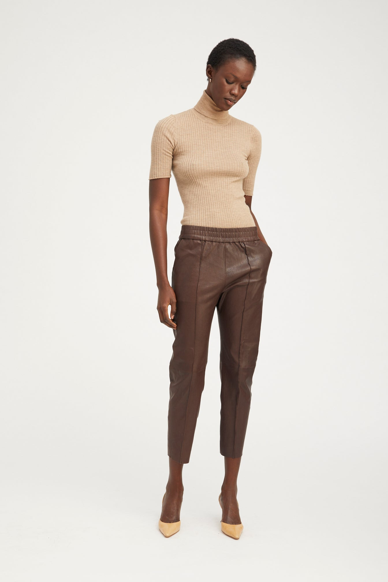 CAMEL CASHMERE TURTLENECK - 3
