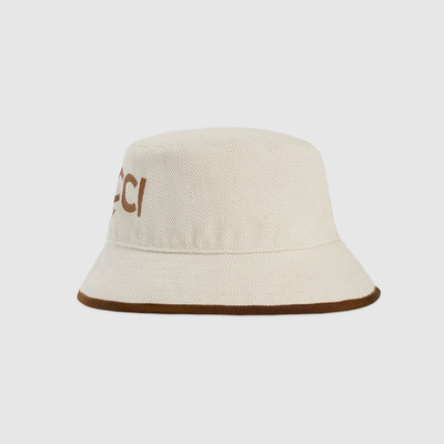 GUCCI Bucket hat with Gucci print outlook